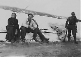 Tre nordmenn og en tysk soldat