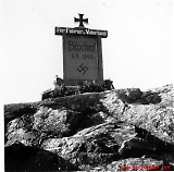 076_Ehrendenkmal_am_Oslofjord_-_Kreuzer_Blucher.jpg