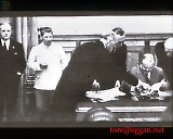 Filename=propaganda-79.jpg
Filesize=85KiB
Dimensions=1000x805
Date added=Aug 23, 2009 propaganda-79.jpg