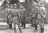 General Nikolaus von Falkenhorst møter høytstående offiserer