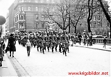 Propagandamarsch durch die Stadt mit Wachablösung am Strotinget 13. Mai 1942