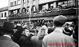 De høyere militære av alierte og norske på Hotell Mullers balkong 17. mai 1945